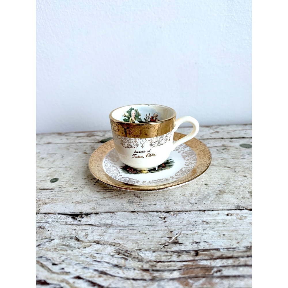 Crest O' Gold Sabin 22K‎ Gold Courting Couple Cup Saucer Tulsa Oklahoma Souvenir